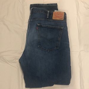 Levi jeans
